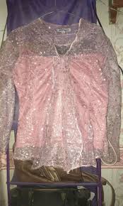 Baju batik pria lengan panjang premium kemeja batik pria fashion pria pakaian. Set Kebaya Couple Lamaran Tile Fesyen Wanita Pakaian Wanita Lainnya Di Carousell