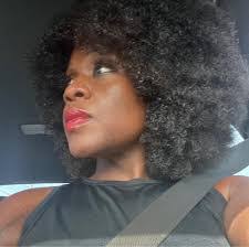 Sandra Petties's Instagram, Twitter & Facebook