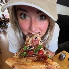 Anna Happ (annacheers53)