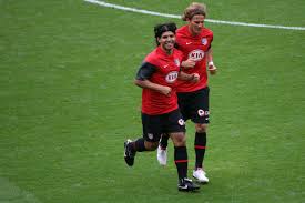 Gastón nació el 10 de Ficheru Sergio Aguero Diego Forlan Jpg Wikipedia