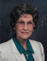 Lee Combs's Instagram, Twitter & Facebook