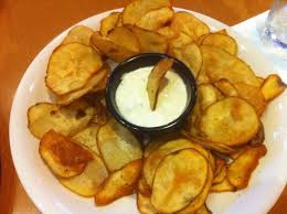 1/4 cup olive oil 2 tablespoons unsalted butter 3/4 cup diced white onions or 3/4 cup yellow onion 1 1/2 tablespoons minced garlic 1/2 cup all purpose flour 1 1/2 cups chicken stock 1 1/2 cups heavy cream 3/4 cup. Boston Pizza Bridgewater Picture Of Boston Pizza Bridgewater Tripadvisor