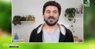 On vous donne dans cet article quelques astuces, trucs et autres conseils pour vous si vous passez plus de 10 minutes avant de trouver les quelques mots qui feront le succès (ou pas) de votre papier, sachez que vous êtes loin d'être le (la). Avis Fabrice Mignot De La Quotidienne France 5 Coup D Food La Recette Actualite Tv Nouveautes Tele Com