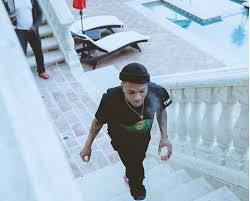 He has worked with drake, skepta, and chris brown in the past. Wizkid Shares More Photos Of His Multi Million Dollar L A Mansion Photos Beatingbeats Com