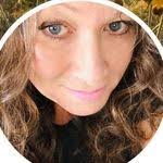 Tamara Melanson's Instagram, Twitter & Facebook