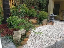 Japanese Garden Design With Small Garden Lamp Pebble Garden Small Japanese Garden Japanese Garden
