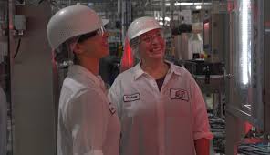 Your job also entrusts you with the task of overseeing the inventory and revamping the department to upgrade its contribution to the welfare of the organization. Operations Supervisor Job Description Hr Insider