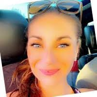 Sara Bowers's Instagram, Twitter & Facebook