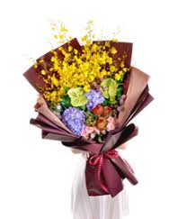Buy your favourite floral bouquet for the occasion, same day delivery available! Giant Bouquet Singapore Giant Bouquet Angel Florist