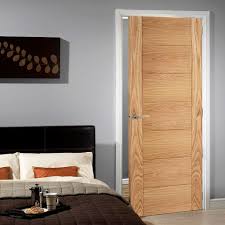 Solid core doors are more sturdy and offer better deafening protection and good stability against warping. Carini 7 Panel Oak Flush Door Prefinished