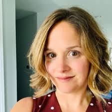 Elizabeth Nelson's Instagram, Twitter & Facebook