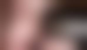 しゃぶられる長い乳首 | xHamster