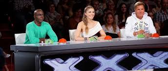 Victoria swarovski soll durch diese frauen bei let's dance ersetzt werden! Das Supertalent So Knallhart Ist Victoria Swarovski