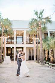 A Charming Southern Wedding In Charleston South Carolina Blog Kelly Golia Event Planning Design New England Wedding Event Planner Wedding Venues South Carolina Charleston Wedding Venues Charleston