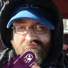 Awareness post: Seller: Adam Testa Saw him comment sniping