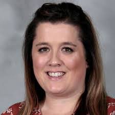 Ashley Henthorn's Instagram, Twitter & Facebook