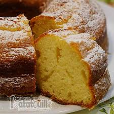 Leggi la ricetta base della ciambella allo yogurt senza burro, scopri come è semplice preparare questo dolce soffice e morbido con pochi e semplici ingredienti e scopri le varianti con le mele ciambella allo yogurt: Ciambellone Allo Yogurt Extra Soffice Quelli Della Ratatouille