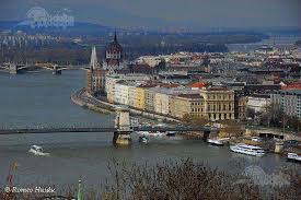 Bratislava din slovacia, viena din austria. Fluviul Dunarea Info Delta Ro