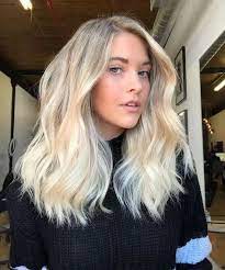 Long Wavy Blonde Hair Blonde Wavy Hair Medium Hair Styles Hair Looks