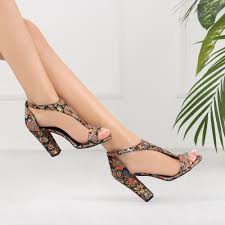 Shop badass women's boots at rebelsmarket and check out our latest collections! Delisiyim Karita Black Flower Pattern High Heels Women Shoes 44 250 Id