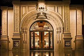 Forever Grand Wedding Chapel Where Chris And I Got Married 8 Years Ago Las Vegas Weddings Las Vegas Wedding Venue Vegas Wedding
