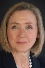 Lori Mclean's Instagram, Twitter & Facebook