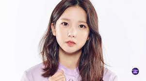 Yujin (유진), also known by her full name choi yujin (korean: Girls Planet 999 Clc S Yujin Reveals Cube Entertainment Has No More Plans For The Group Asian Junkie