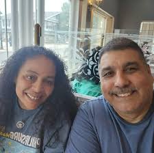 How to get hard-to-get dining reservations at Walt Disney World?