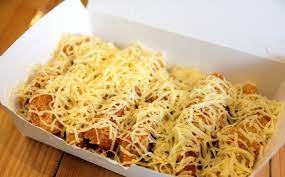 Namun demikian tidak semua jenis pisang dapat dibuat penganan goreng ini sebab. Pisang Goreng Cheese Meleleh Leleh Rasanya Saji My