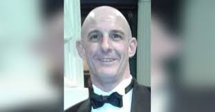 Elaine Crabtree's Instagram, Twitter & Facebook