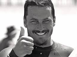 Malibu surfers give autistic children something to splash about, HEALING  STOKE