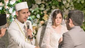 Foto yg lagi akad nikah di kampung : 9 Momen Akad Pernikahan Ini Wajib Banget Untuk Diabadikan Sayang Banget Kalau Lupa