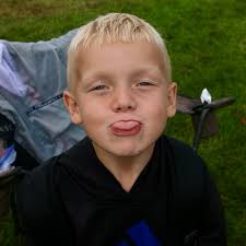 It was my honor to present Jax's scholarship again this year! Congrats to Fredrick  Nelson!! 🚜