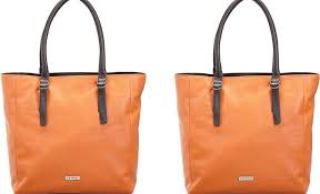 Most popular handbag brands are lavie, peperone, kara and more. Top 10 Best Handbag Brands In India 2021 For Women Trendrr