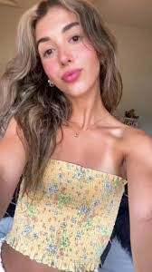 Amelia Eason's Instagram, Twitter & Facebook