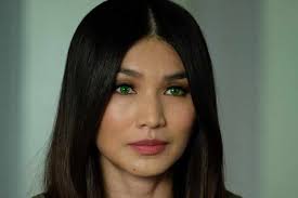 Gemma chan (born 29 november 1982) is an english actress. Humans Series Three Finale Fans React To Major Character Death In Devastating Twist Radio Times