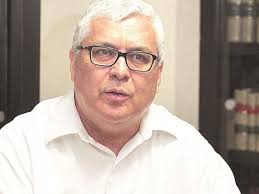 Analiza investigaciónde la UAT período claveen la historia de México