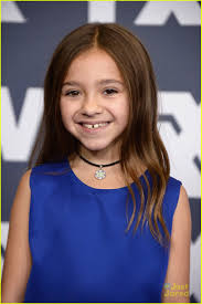 Mikey Madison Steps Out For 'Better Things' Panel With Olivia Edward &  Hannah Alligood: Photo 1008625