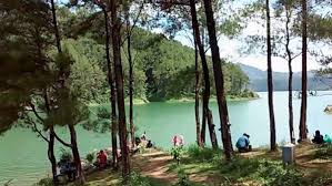 Ranu gumbolo tulungagung kumbolo semeru perjalanan ke biaya wisata gambar dimana misteri mdpl mahameru sunrise tanjakan cinta berapa pendakian rute mitos weather adalah caption 2021 di trip info itu open ranu kumbolo merupakan sumber air bersih bagi para pendaki dengan debit air melipah. 50 Tempat Wisata Di Tulungagung Jatim Terbaru Paling Hits Yang Wajib Dikunjungi