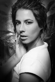 Carla evelyn giraldo quintero (medellín antioquia, 30 de agosto de 1986) es una famosa actriz y empresaria colombiana. Carla Giraldo Foto Nicolas Quevedo Carla Giraldo Flickr