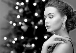 Former Vegas showgirl helps women attain breast reconstruction surgery