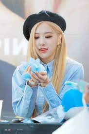 Enter Talk Female Idols Who Should Ve Been Born With Blonde Hair Pann좋아 Rose Blonde Rose Blonde Hair Blonde Hair Kpop