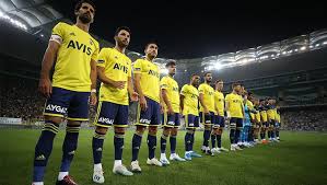 Alper potuk ile tuvana türkay'ın uzun süre inkâr edip yakalanınca kabul etmek zorunda kaldıkları ilişkileri, fenerbahçeli futbolcunun 27 yaşındaki oyuncuyu aralık ayında aldattığının ortaya çıkmasıyla. Alper Potuk Home Facebook