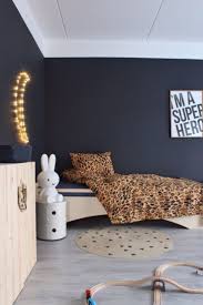 inspiratie en ideen voor 3 verschillende lambriseringen in de kinderkamer voor een stoer effect voor een stoe babykamer decoratie babykamer ontwerp kinderkamer