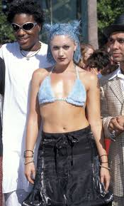 For a true 90s style, turn the brim of the. 66 Best Fashion Moments Of The 90s 90s Fashion Trends Photos