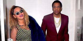 Credit www people com jay z black male hairstyles watch pusha t talks jay z collaboration and signing desiigner his energy is like a jay z photos photos gq magazine 2006 men of the year dinner. Beyonce And Jay Z Pose In Elevator For His Birthday Beyonce And Jay Z Elevator Photo
