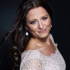 Barbara Mitterer's Instagram, Twitter & Facebook