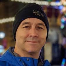 David Straka's Instagram, Twitter & Facebook