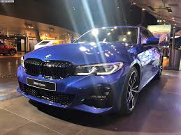The first one who will be able to take a picture the m340i in portimao blue will have my infinite respect for the rest of his life ! Official Portimao Blue G20 G22 Thread G20 Bmw 3 Series Forum