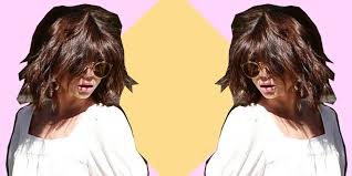 Ecco 120 foto a cui ispirarsi! Tagli Capelli Medi 2019 I Capelli Scalati Di Sarah Hyland